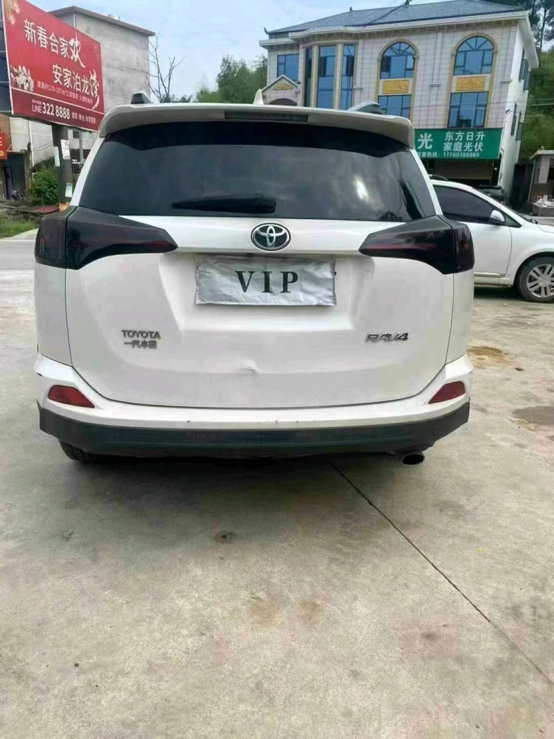 岳陽16年豐田RAV49