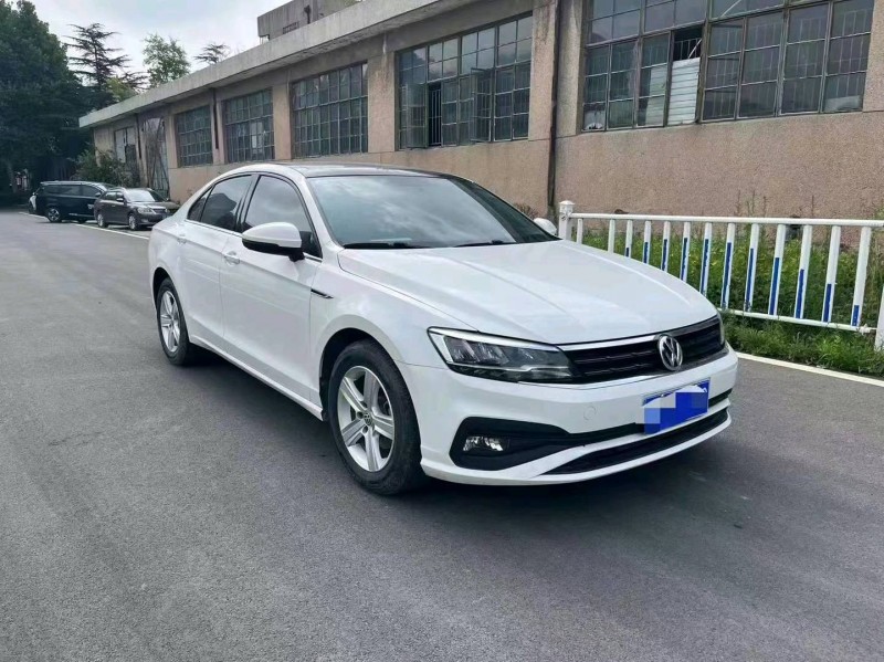 东营21年大众凌渡3