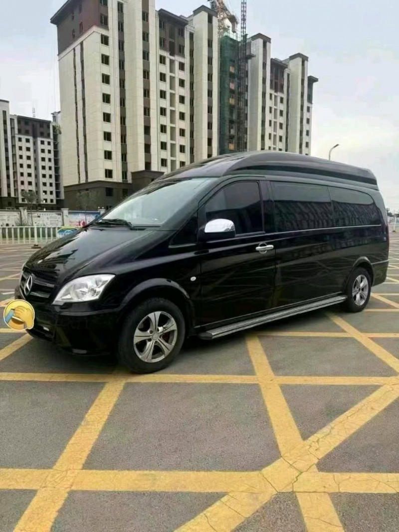 保定14年奔驰威霆2