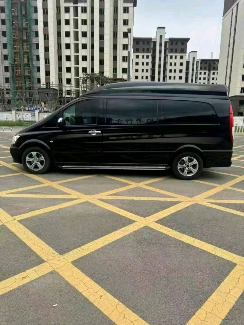 保定14年奔驰威霆3