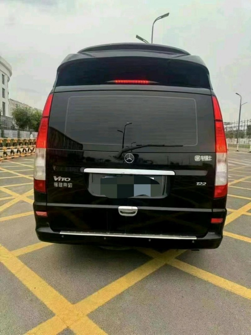 保定14年奔驰威霆4