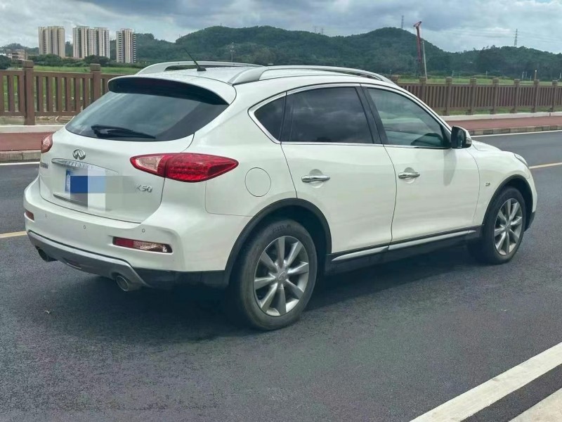 東莞16年英菲尼迪QX508