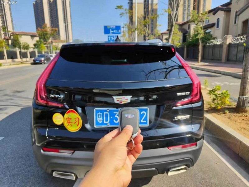 东莞20年凯迪拉克XT49