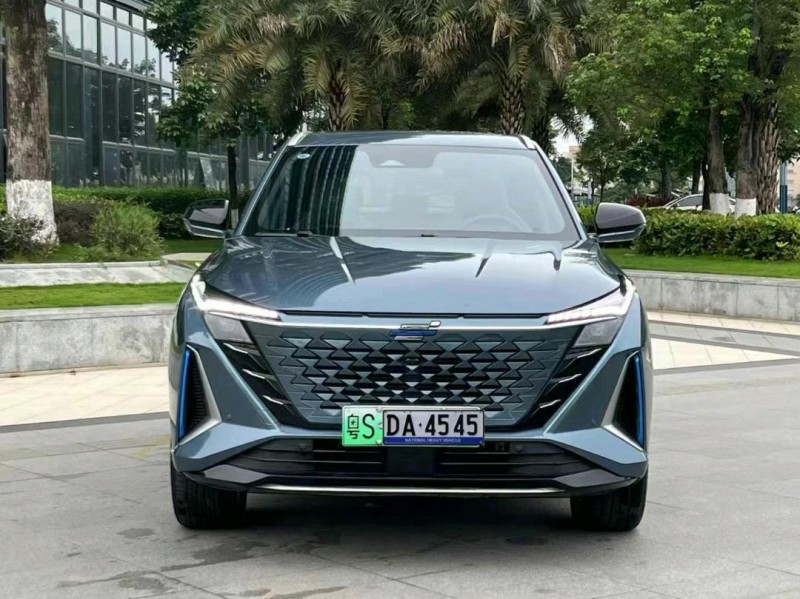 云浮23年長安汽車歐尚1