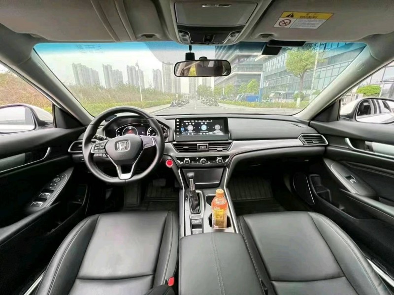 徐州22年本田雅阁6