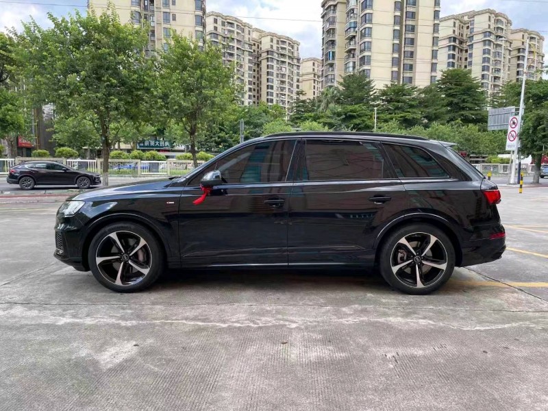 广州24年奥迪Q73
