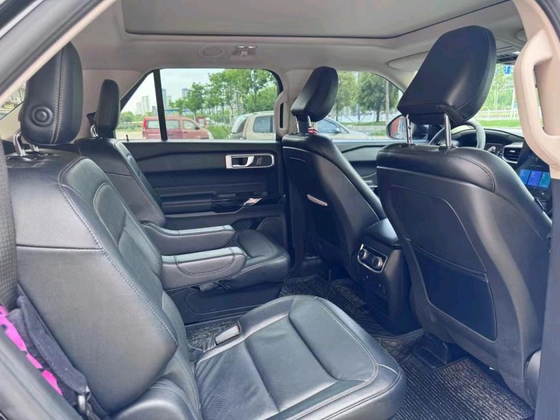 盐城21年福特探险者6