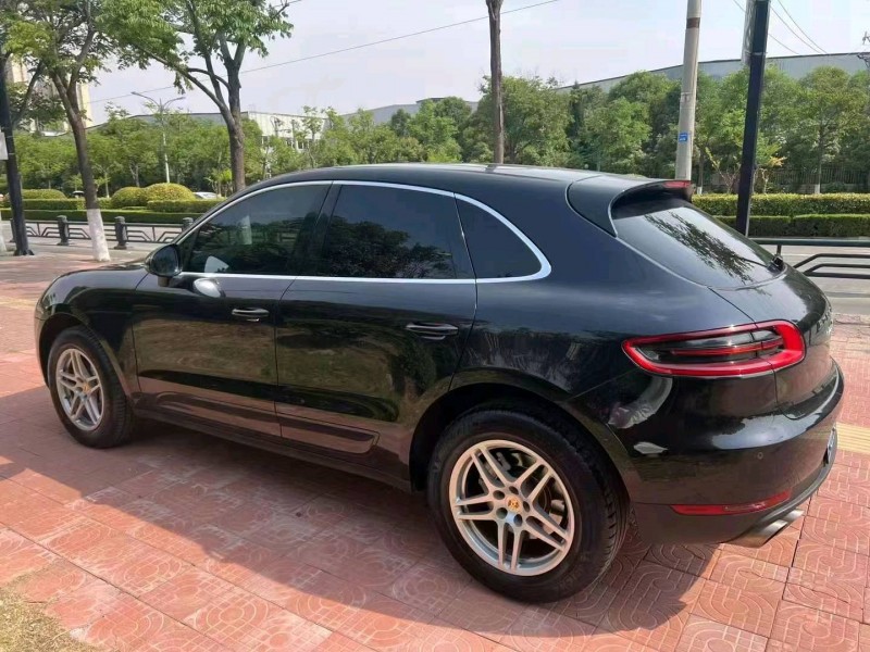 巢湖17年保时捷Macan6