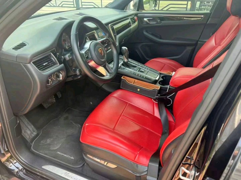 巢湖17年保时捷Macan7