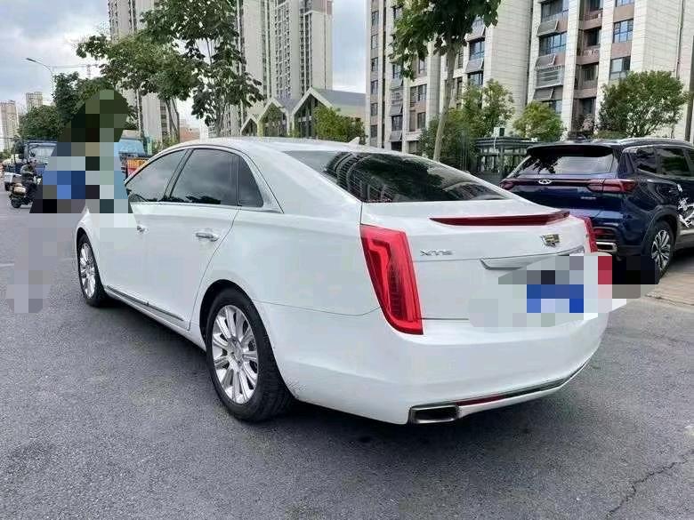 济宁16年凯迪拉克XTS8