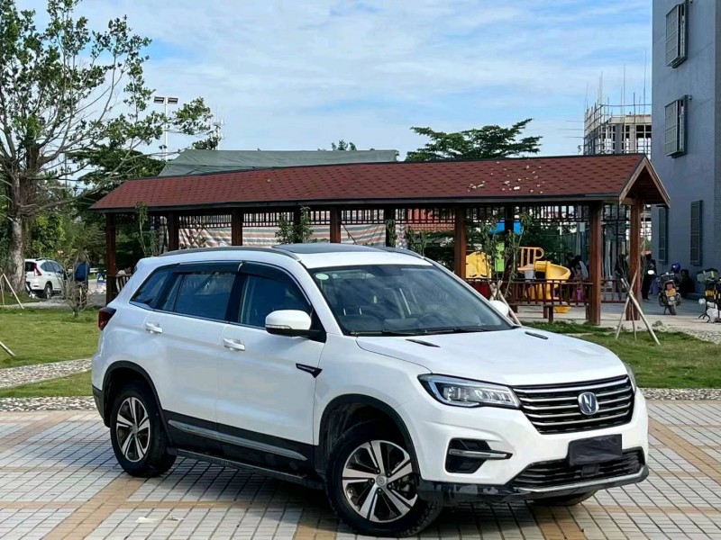 汕头19年长安汽车CS752