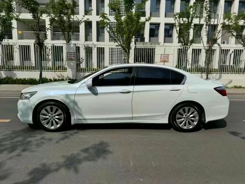 济宁14年本田雅阁8