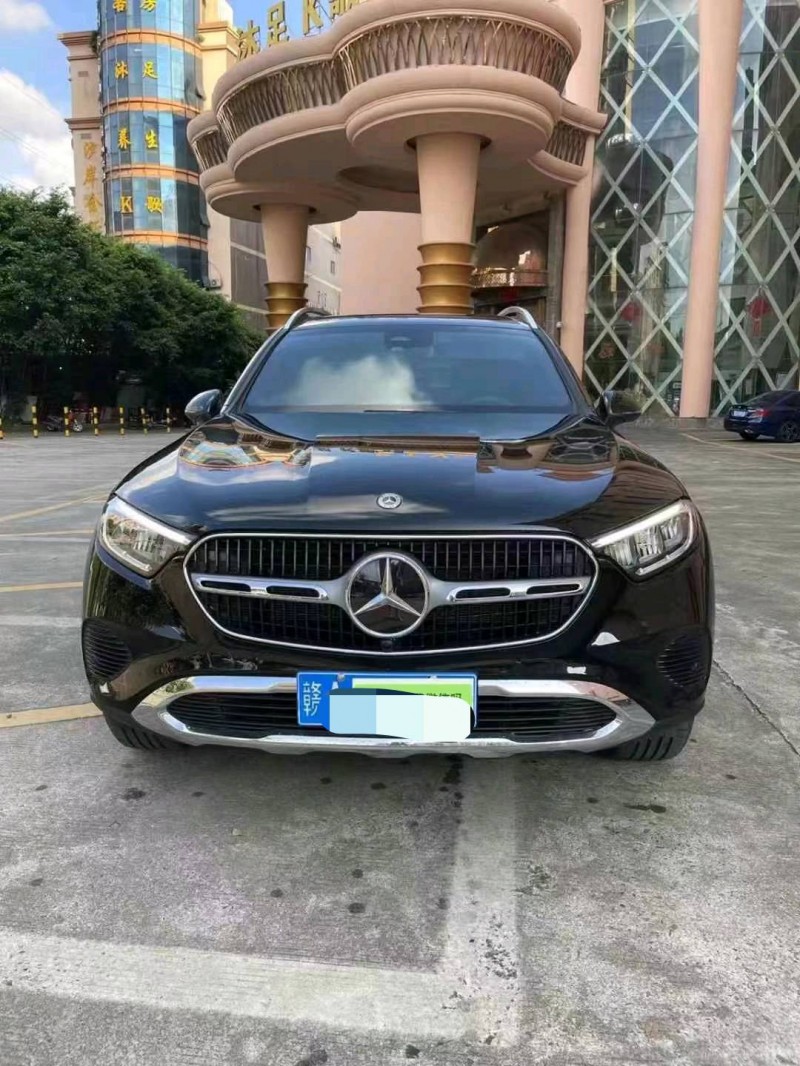 广州23年奔驰GLC1