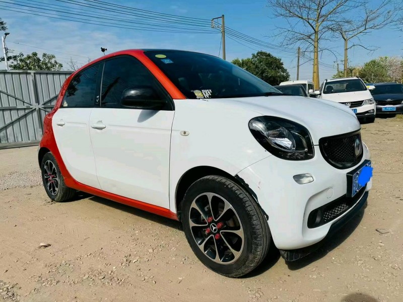 广州16年奔驰smart3