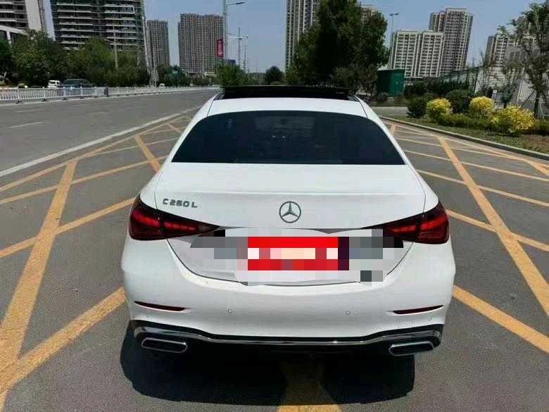 济宁22年奔驰C9