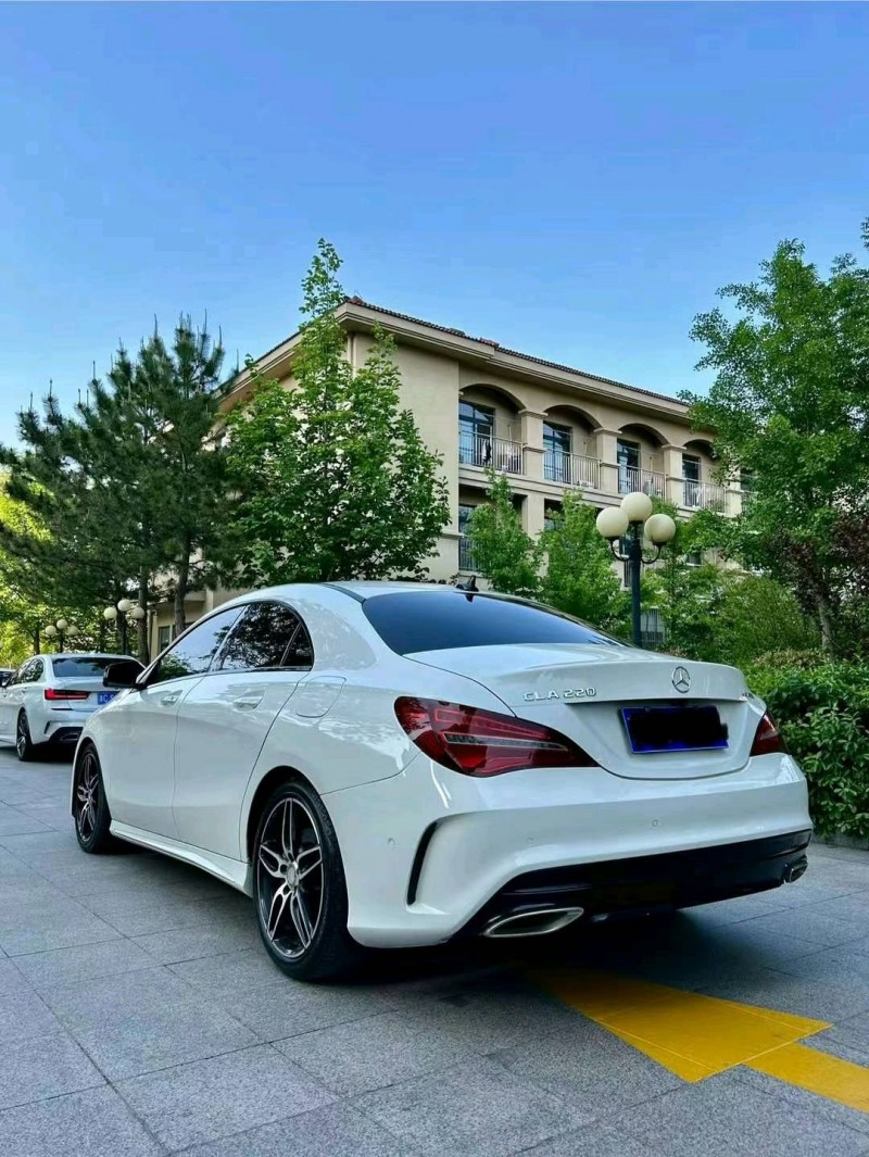 烟台17年奔驰CLA6