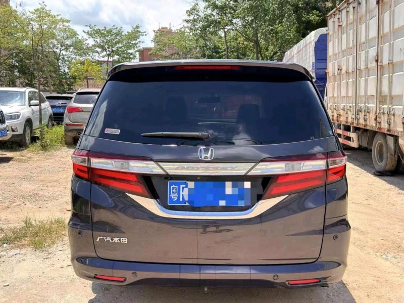 广州15年本田奥德赛8