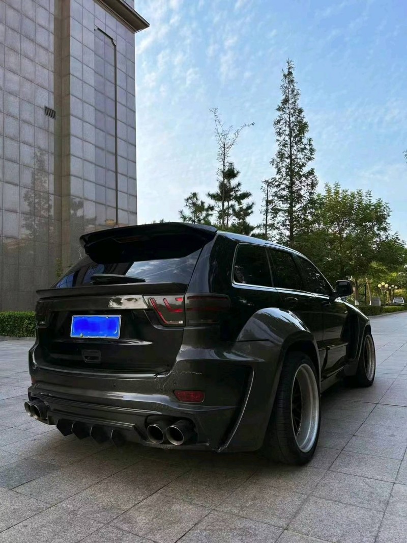 烟台12年Jeep大切诺基5