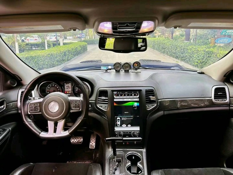 烟台12年Jeep大切诺基8