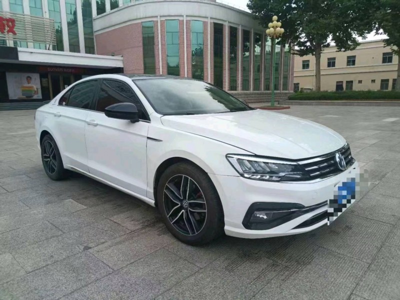 济南19年大众凌渡3