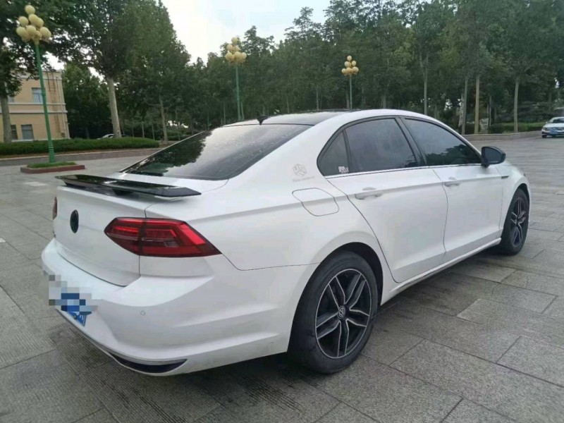 济南19年大众凌渡4