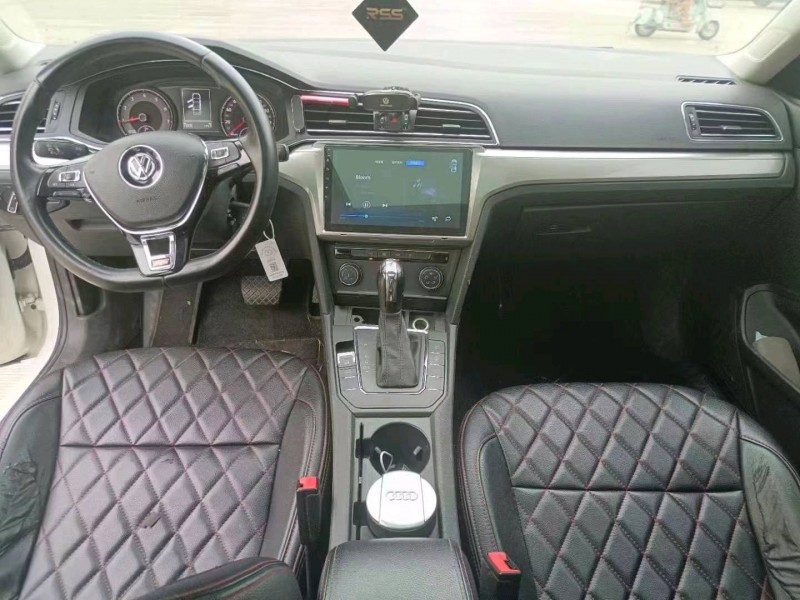 济南19年大众凌渡7