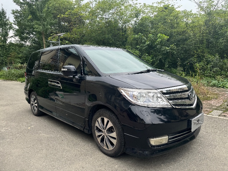 成都16年本田艾力绅1