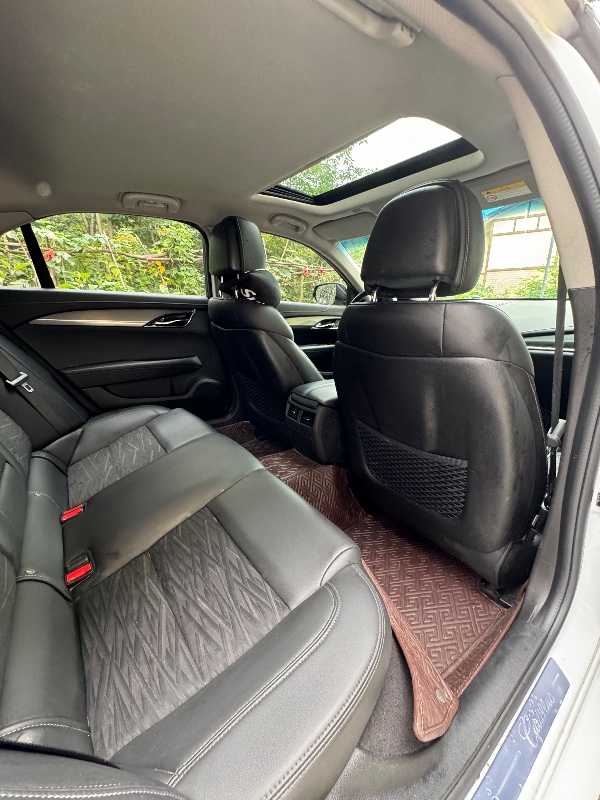 成都19年凯迪拉克ATS-L7