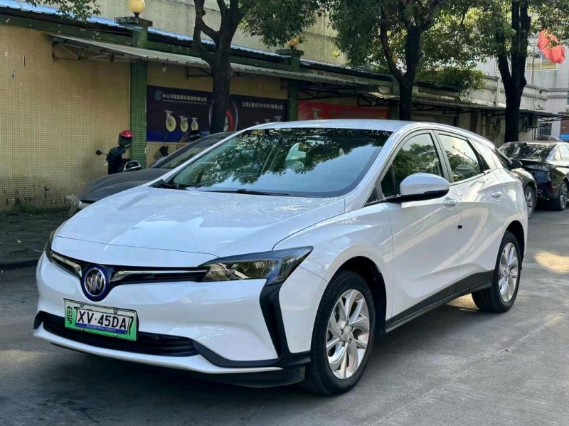 中山24年别克微蓝2