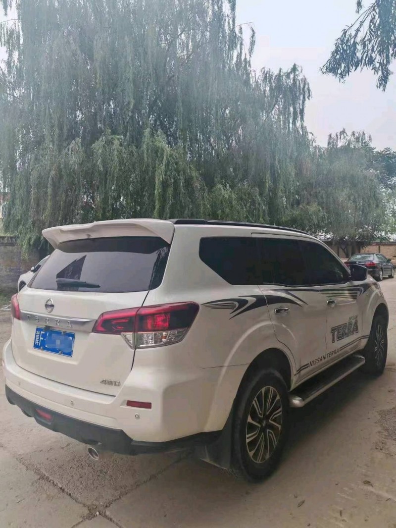 保定20年日产途达7