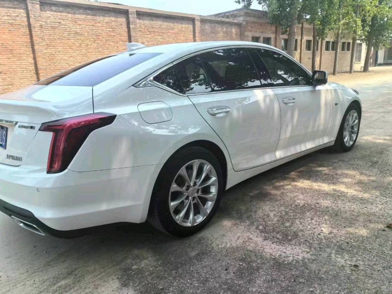 保定20年凯迪拉克CT55