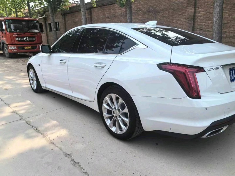 保定20年凯迪拉克CT56