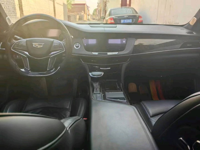 保定18年凯迪拉克CT66