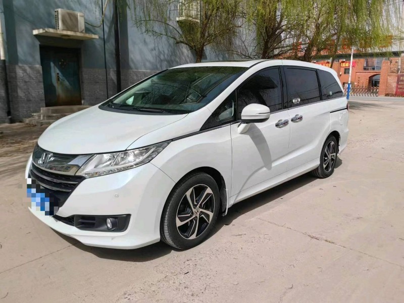 保定18年本田奥德赛2