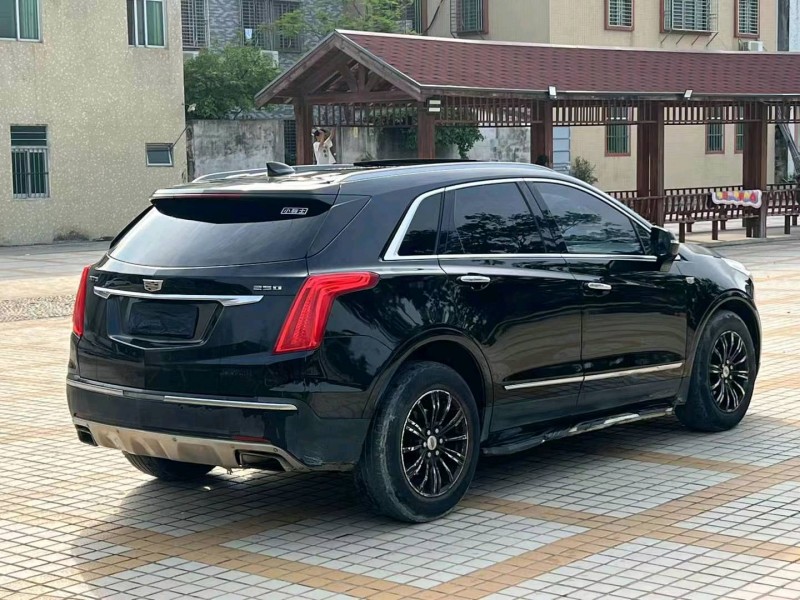 汕头17年凯迪拉克XT58