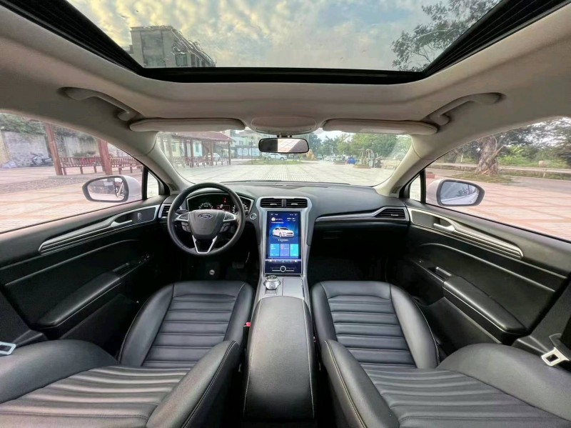 汕头21年福特蒙迪欧7