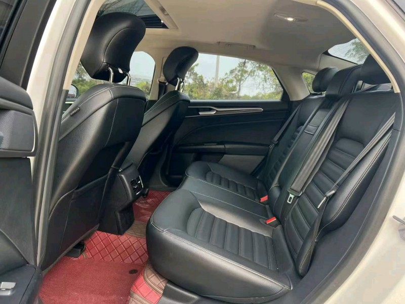 汕头21年福特蒙迪欧6