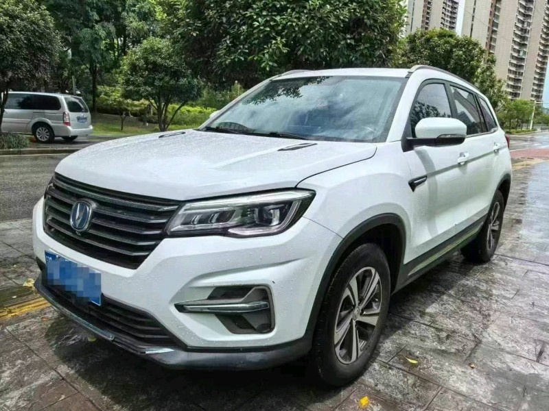 武汉19年长安汽车CS752