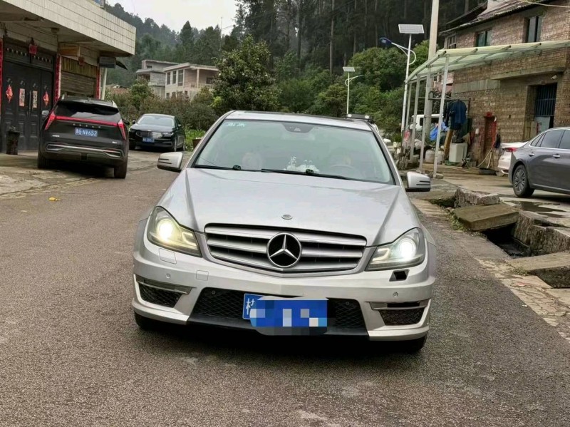 广州13年奔驰C1