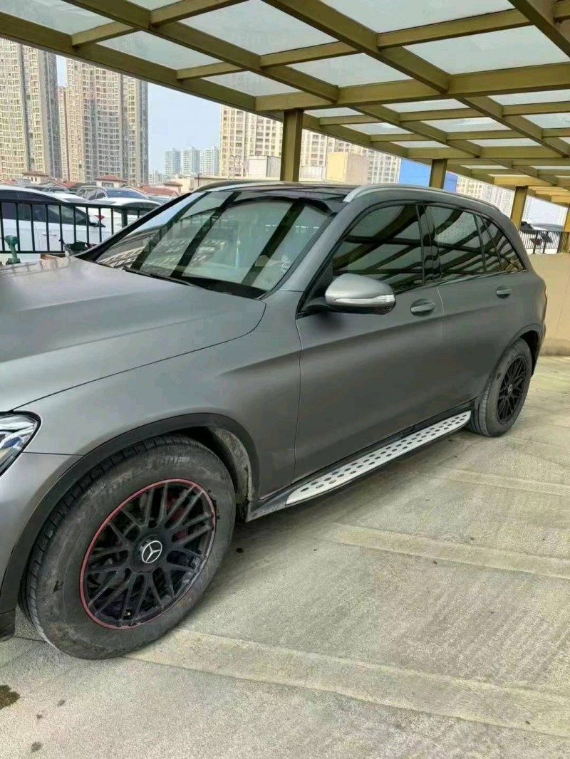 苏州19年奔驰GLC2