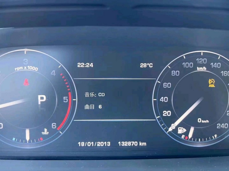 东营13年路虎揽胜行政5