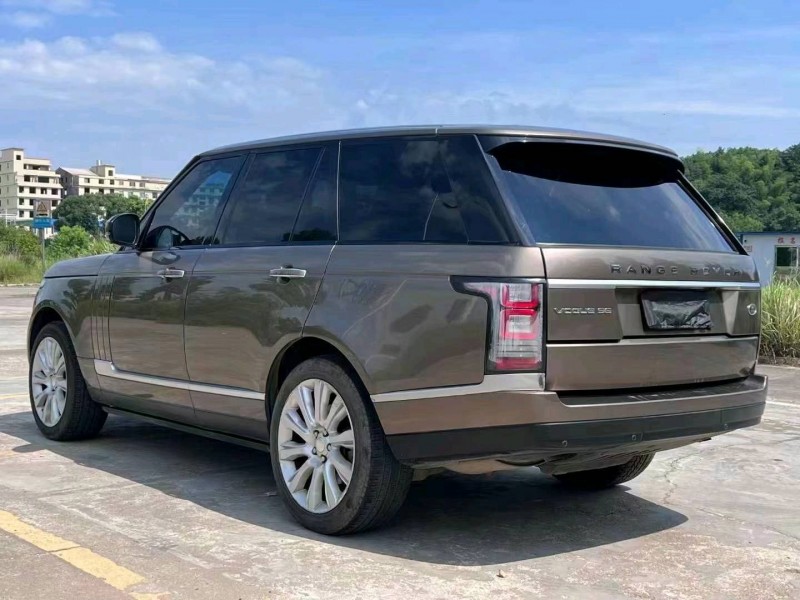 东营13年路虎揽胜行政7