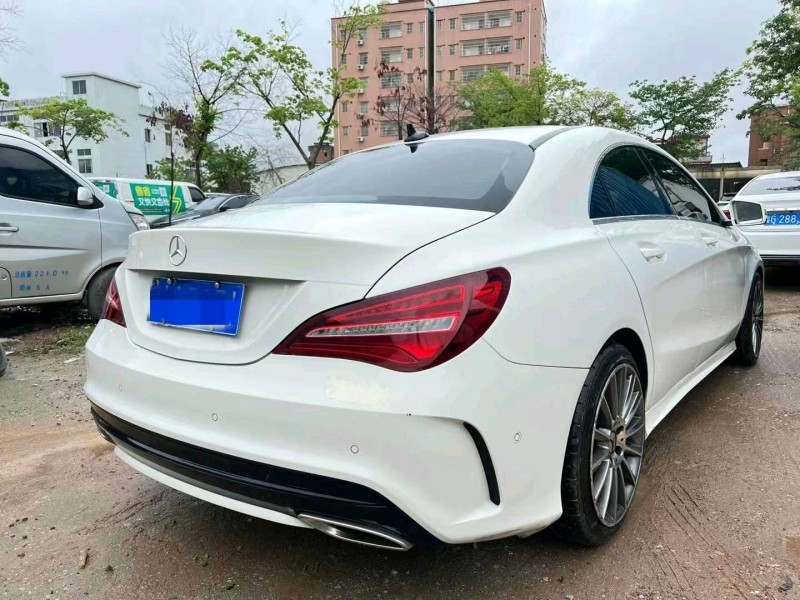 广州18年奔驰CLA9