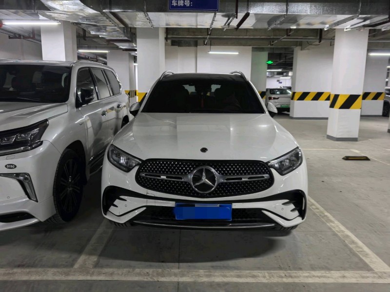 成都23年奔驰GLC1