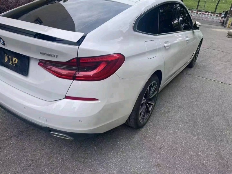 成都21年宝马6系7