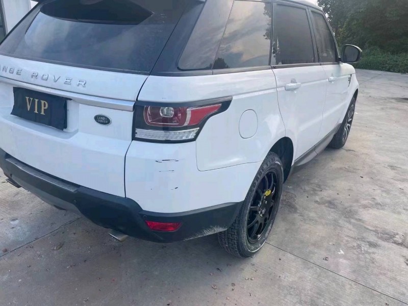 徐州17年路虎揽胜运动7