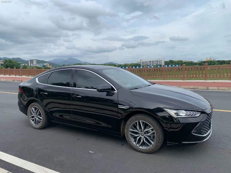 东莞23年比亚迪秦2