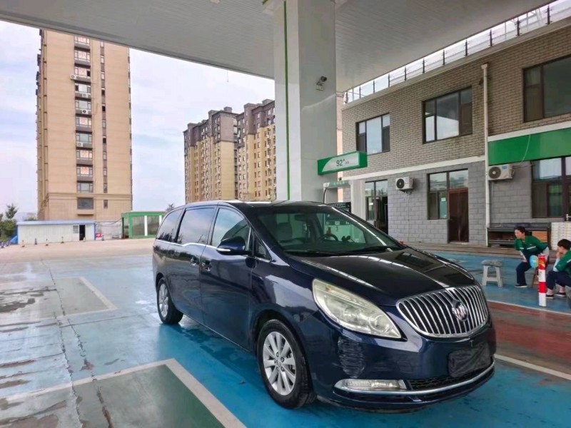 济宁13年别克GL82