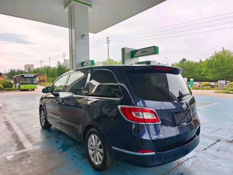 济宁13年别克GL88