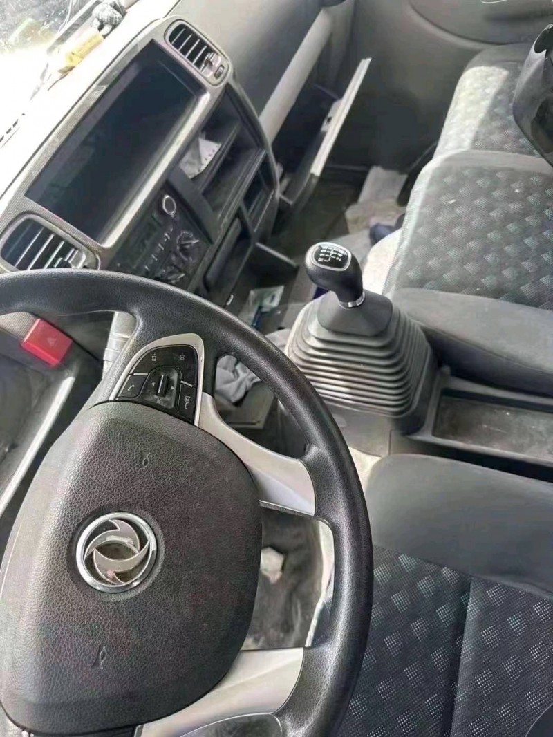 潍坊23年东风多利卡4